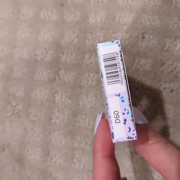 Dainty Prima Lashes - Picture 4 of 4